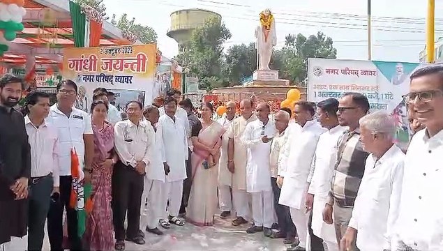 सत्य व अहिंसा के सिद्धांत पर चल विकास का मजबूत आधार रखा
