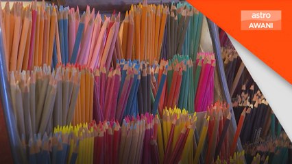 Kumpul berjuta pensel, dinding kedai umpama lukisan berwarna-warni