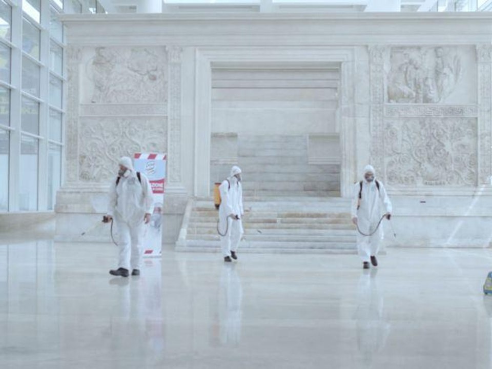 Fiumi di disinfettante e spruzzatori: l'Ara Pacis pronta a riaprire