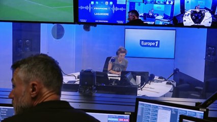 Covid-19 : «Les gens viennent spontanément», la vaccination bat son plein dans cette pharmacie parisienne