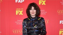 VOICI - Downton Abbey : l'actrice Anna Chancellor annonce le décès de sa fille Poppy