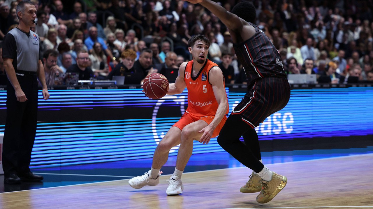 Van Beck dominiert: Chemnitz lässt Bamberg keine Chance