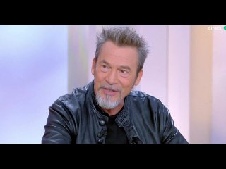 Karine Ferri gaffe au sujet de Florent Pagny : il réagit et promet de s'expliquer avec elle