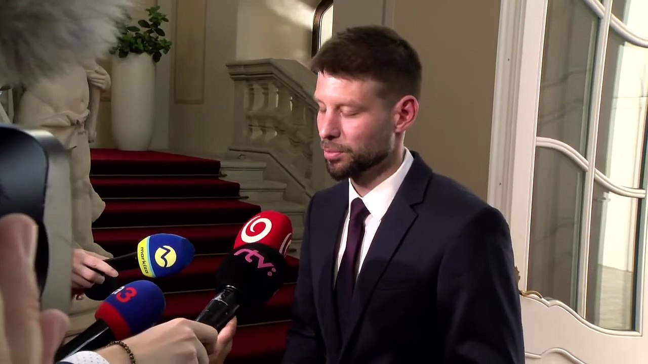 ZÁZNAM: M. Šimečka: PS vedie neformálne rokovania so stranami o zložení vlády