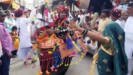 शोभायात्रा में जीवंत हुई लोक संस्कृति