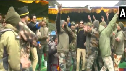 अरुणाचल प्रदेश में सेना के बीच पहुंचे रणदीप हुड्डा, जवानों के साथ किया जबरदस्त डांस,Video
