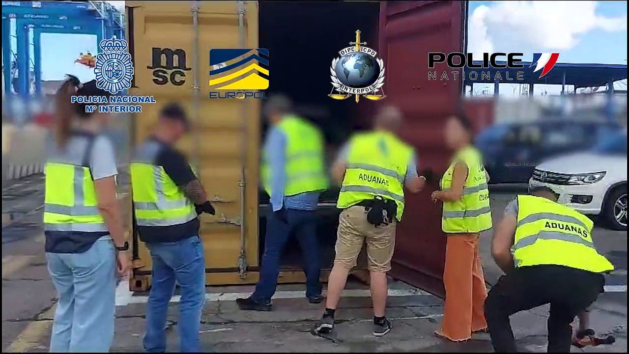 Desarticulada una activa organización internacional especializada en el tráfico ilícito de vehículos que robó más de 170 coches