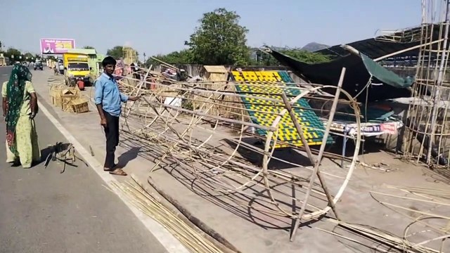 Dussehra festival: दशहरा महोत्सव के तहत बनने लगे रावण के पुतले..देखे वीडियो