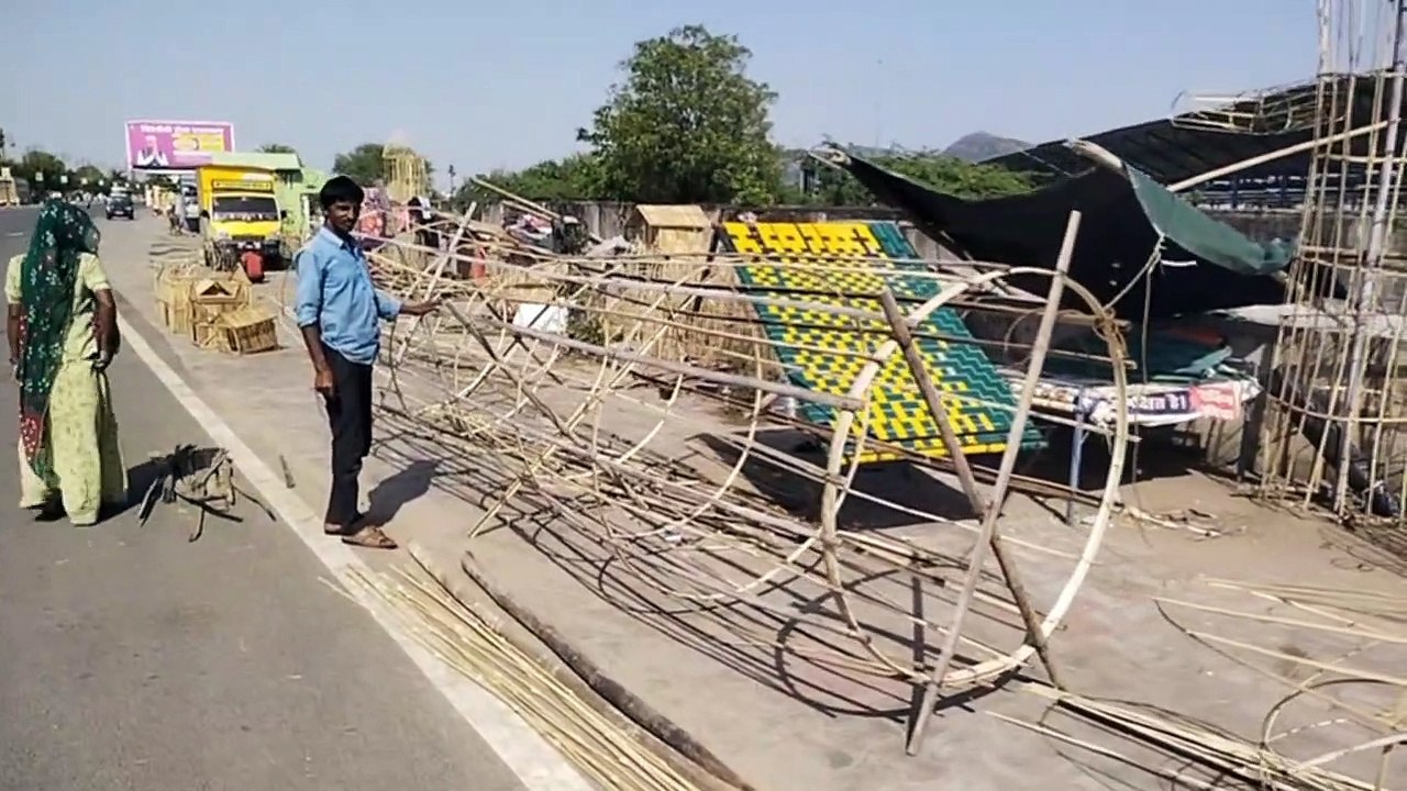 Dussehra festival: दशहरा महोत्सव के तहत बनने लग...