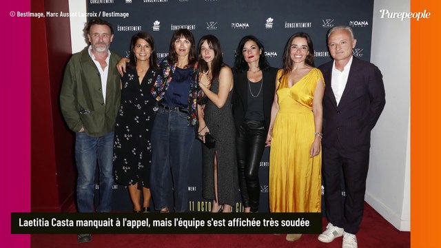 PHOTOS Renaud : Sortie très discrète avec sa compagne Cerise pour applaudir Kim Higelin, la petite-fille de Jacques