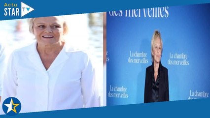 J’ai voulu lui donner…  très émue, Muriel Robin lâche ses coups contre Pierre Palmade dans En Apa