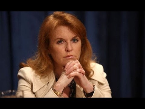 Sarah Ferguson 'worry' for Eugenie & Beatrice as she calls online world 'a sewer'