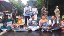 ‘কেন্দ্রীয় প্রকল্পের টাকার হিসাব চাই’, বিধানসভা গেটের বাইরে ধর্নায় বিজেপি