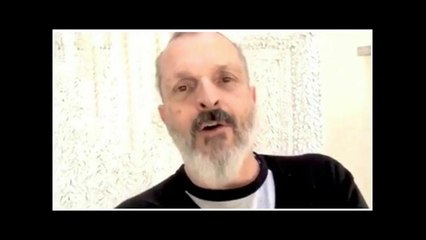 Un Miguel Bosé demacrado y con la mirada triste recibe el 2019: ¿qué le pasa a la estrella?