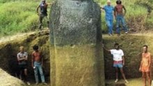 here is the full stone head on easter island