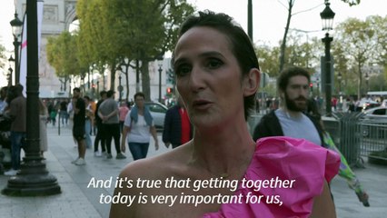 Paris lights up Arc de Triomphe for breast cancer awareness
