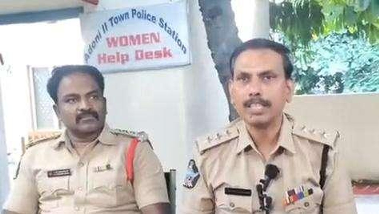 కర్నూలు జిల్లా: వాలంటీర్ హత్య కేసును చేధించిన పోలీసులు