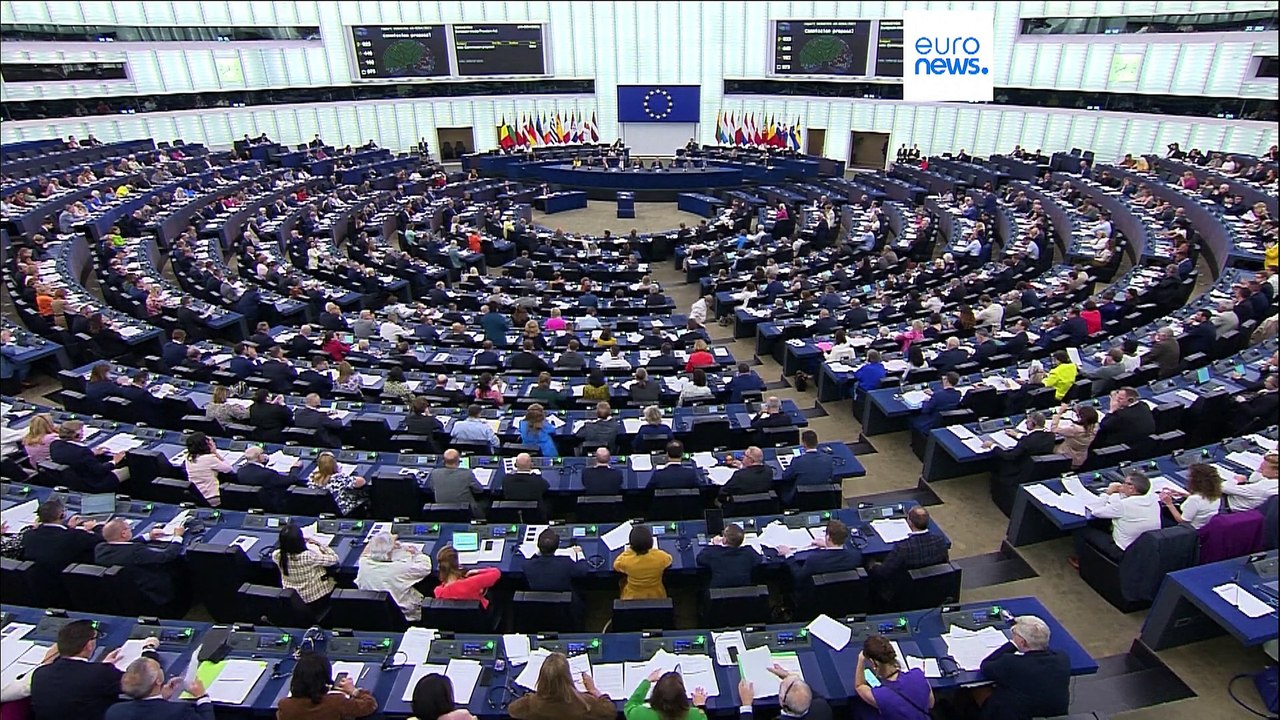 Европарламент призвал усилить защиту журналистов