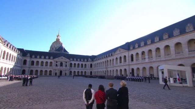 Suivez en direct l'hommage national à Hélène Carrère d'Encausse aux Invalides