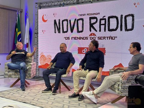 Em evento “caloroso” em Cajazeiras API INOVA debate futuro do rádio e rentabilização de sites