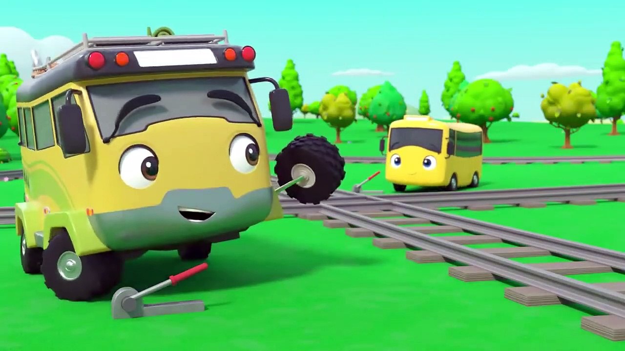 Runaway Train! Buster to the Rescue! - Go Buste...