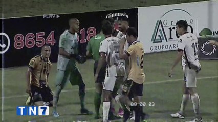 bd-alajuelense-alza-la-voz-contra-arbitraje-031023