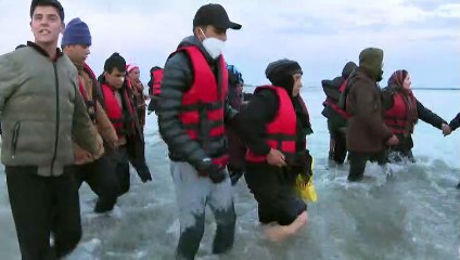La ministra británica de Interior habla de "huracán" migratorio