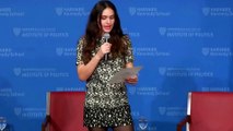 El insólito error de una moderadora al presentar a Mauricio Macri en Harvard