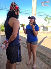 Moça do Limpador de para-brisa perdeu o amor de sua vida por não saber valorizá-lo!