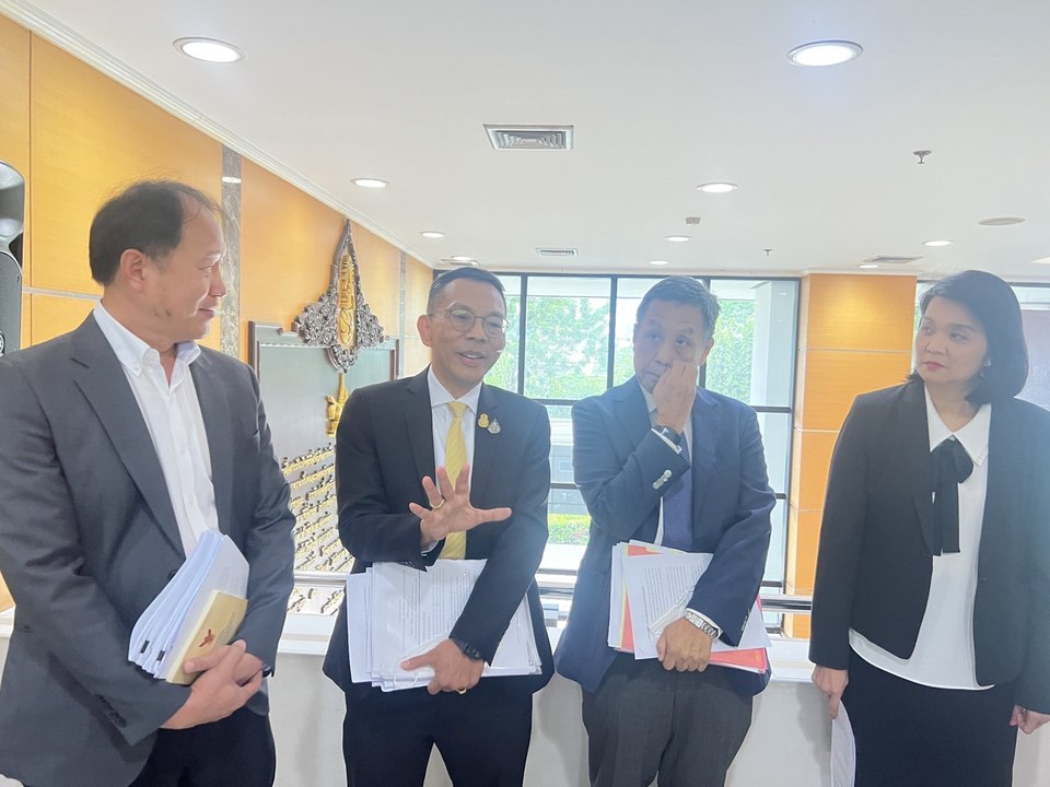 ประชุม กสทช. “ล่ม”  ไม่ครบองค์ประชุม บอร์ดเสียงข้างมากประชุมแบบเปิดเผย