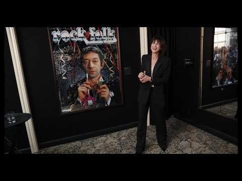 VIDEO: Des petites tâches de sang : Maison Gainsbourg, l'intérieur passé eu peigne fin pour pouvoi