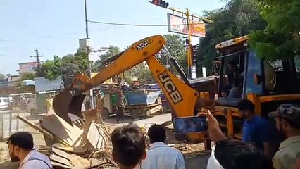 क्या हाल कर दिया खोखों का...देखें वीडियो
