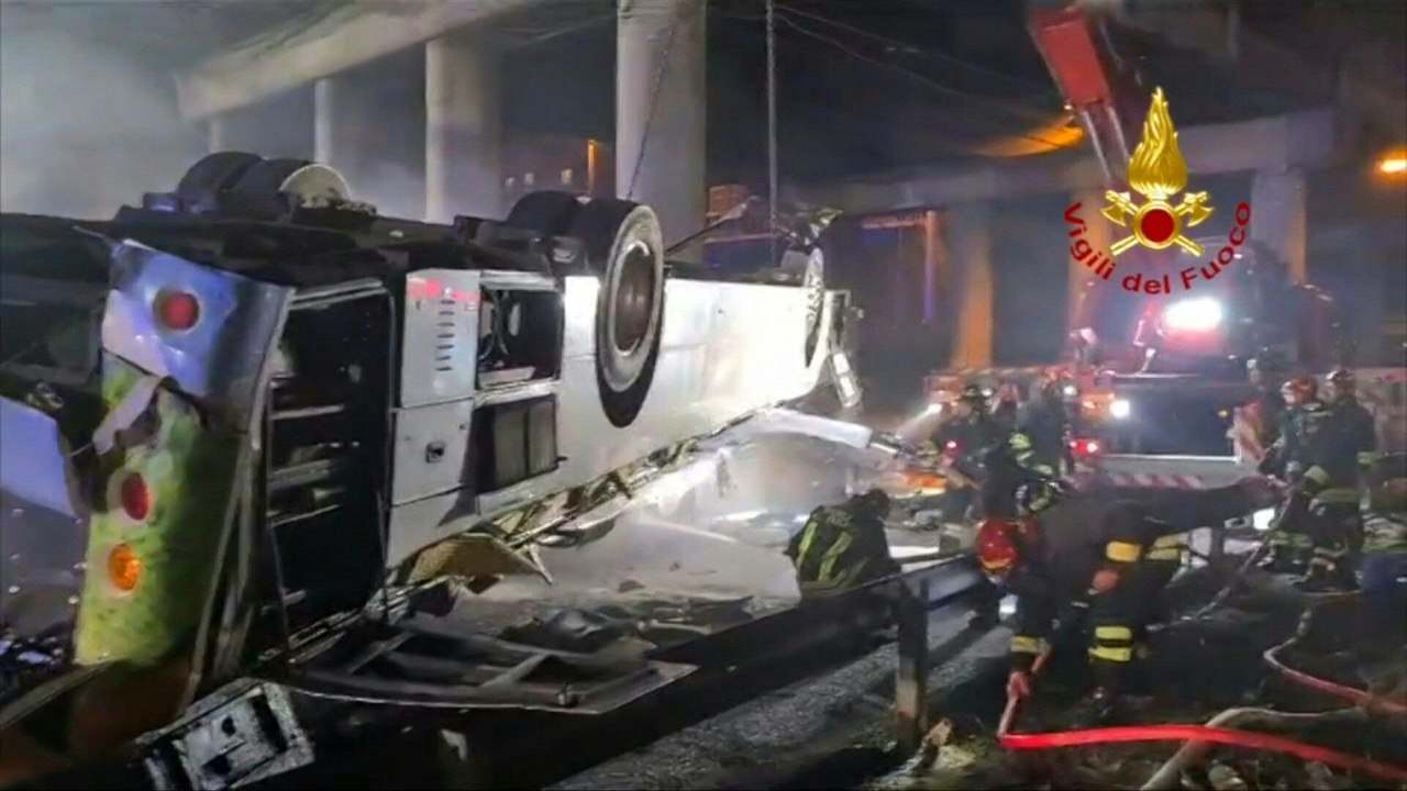 21 Tote bei Busunglück in Venedig