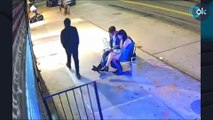 Matan a puñaladas al activista de izquierdas Ryan Carson en una calle de Nueva York frente a su novia
