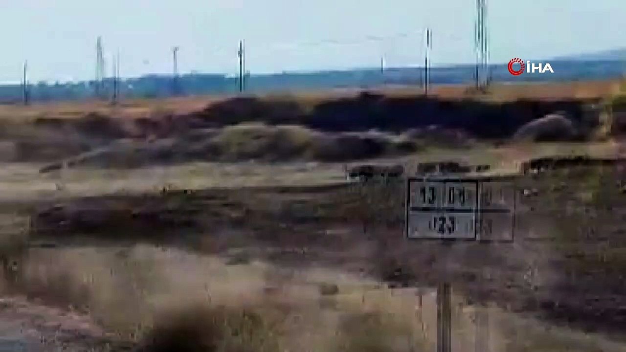 V28