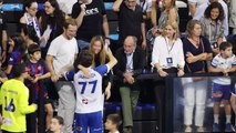 Pablo Urdangarin se funde en un cálido abrazo con la infanta Cristina en un partido muy especial