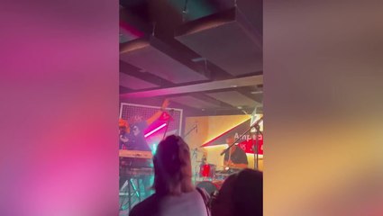 Toploader perform ‘Dancing in the Moonlight’ at Tory conference