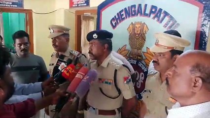 चोलन एक्सप्रेस से पकड़ा गया एक करोड़ का सोना, दो लोगों से पूछताछ