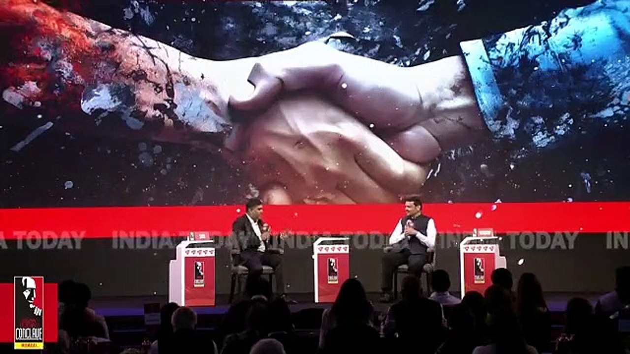 Shared responsibility helpful in governance: Fadnavis