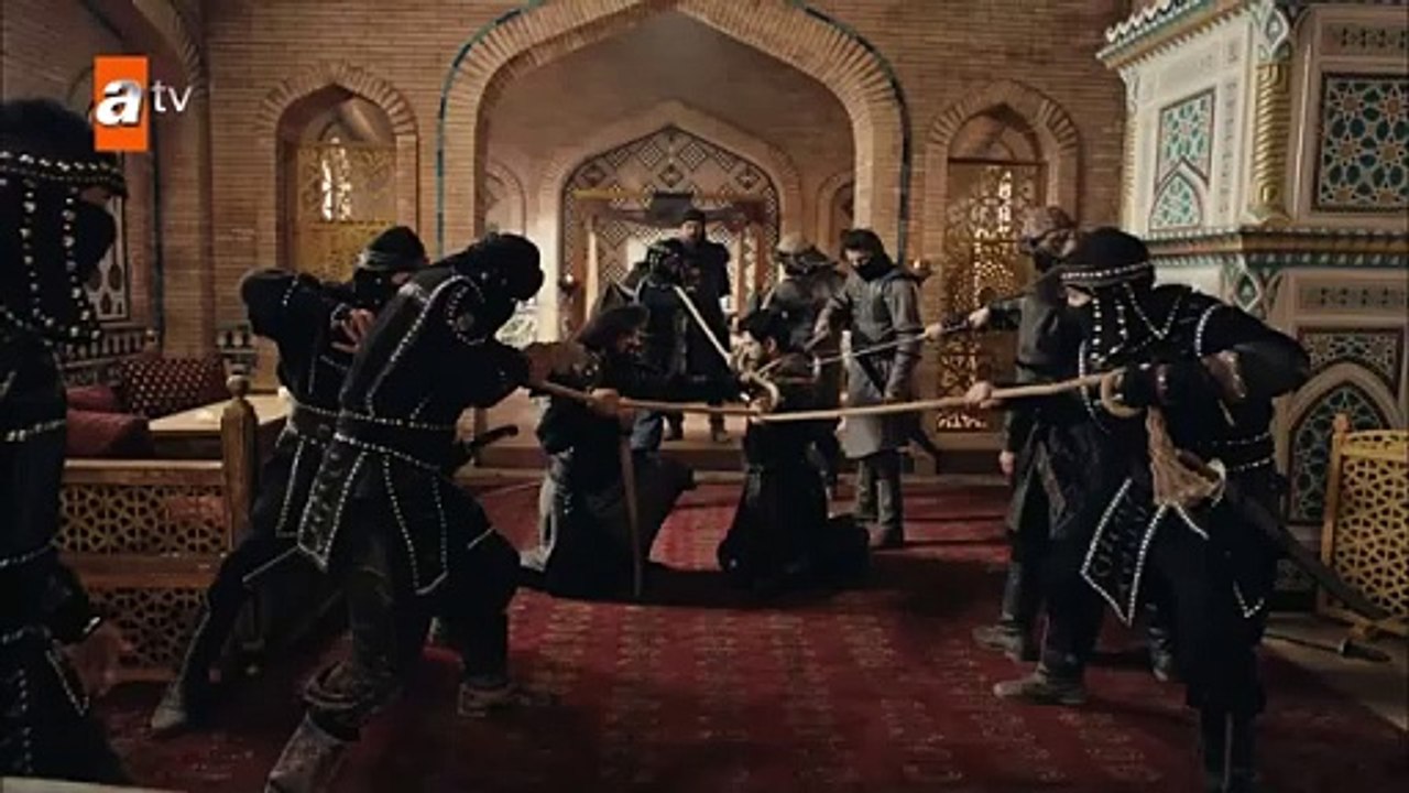 Kurulus_Osman_Urdu___Legendary_Scenes_-_284___Ab_baari_Bayindir_ki_hai%21(360p)