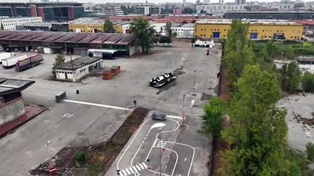 Mestre, le immagini della carcassa del bus riprese dal drone