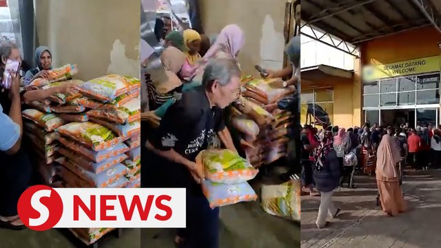 Low-priced rice sales in Sandakan supermarket trigger frantic buying