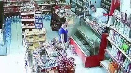 Annesini öldürüp intihar etti: İşte birlikte son görüntüleri...