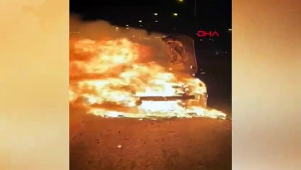 Une voiture a pris feu à Çerkezköy