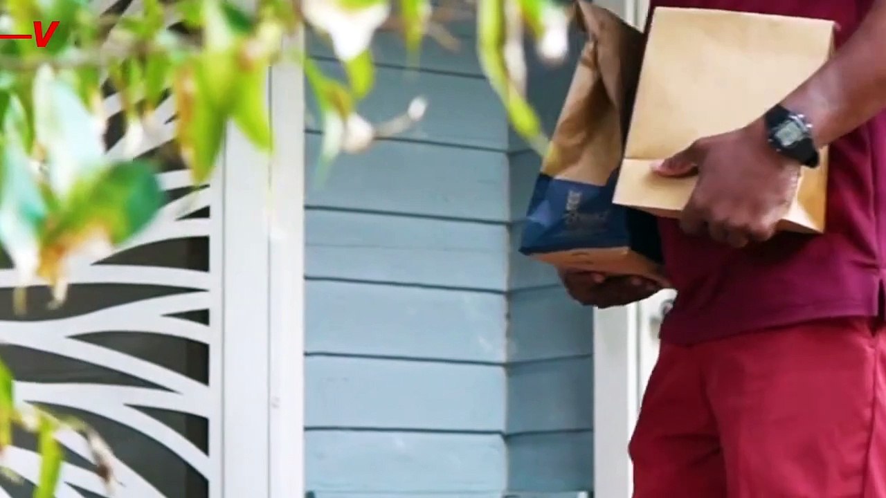 Uber Will Now Pick Up Your Packages & Drop Them To UPS & FedEx video