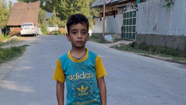 Sweet boy with heterochromia steals the hearts of everyone *Incredible Video*