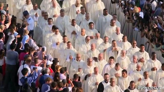 Il Papa apre il Sinodo in Vaticano: Non ? un Parlamento