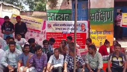  वेतन सहित अन्य मुद्दों को लेकर सफाईकर्मियों ने खोला मोर्चा, देखिए रिपोर्ट