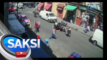 Pulis, hinarang ang sarili para pigilan ang mga de-motorsiklong magnanakaw | Saksi