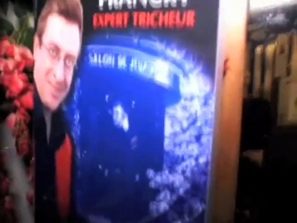 Magicien tricheur professionnel au poker et mentaliste télé Paris Première